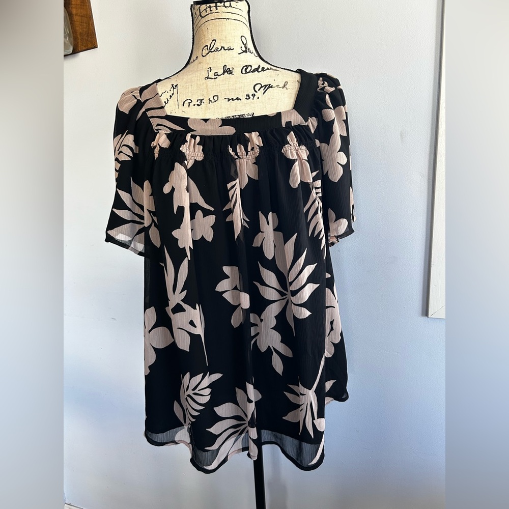 Evri blouse floral print lined romantic flowy dreamy feminine fantasy angel core